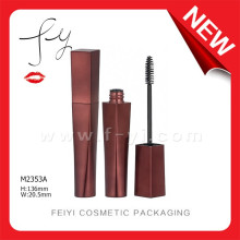 Big Dark Red leere kosmetische Mascara Tube